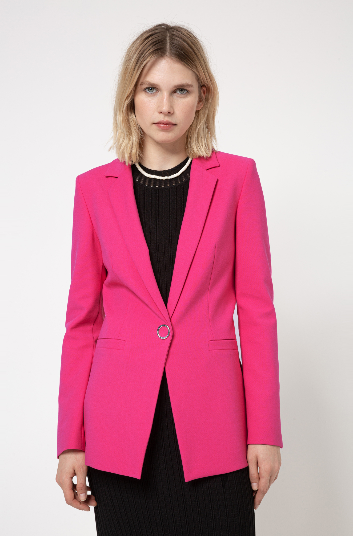 pink HUGO BOSS Look Woman Damen MAGAZIN SUMMER 2021 EGO_IST